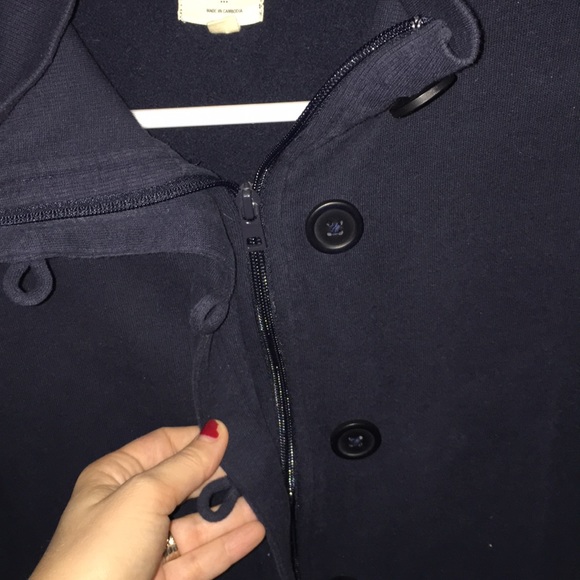 Banana Republic Sweater - Picture 4 of 4